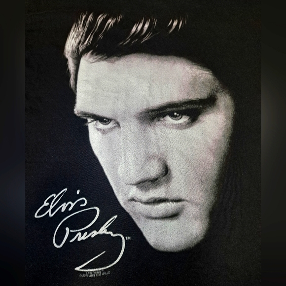 Elvis Presley T-shirt w/ Signature Unisex Adult Small Black Short Slv. Crew Neck - Picture 6 of 9
